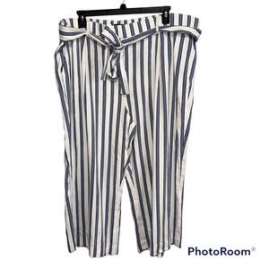 Halogen NWOT wide leg striped cropped pants